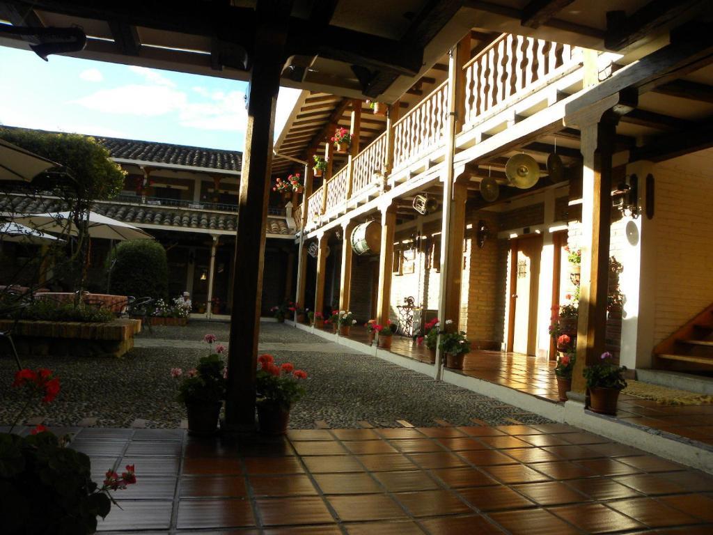 Hacienda Uzhupud Hotel Cuenca Exterior foto